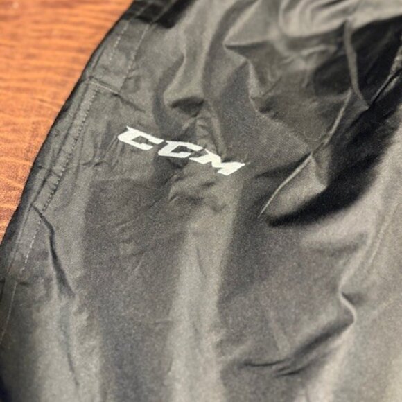 CCM Women's Skate Suit pant Size Small Black - Picture 2 of 7